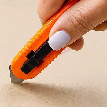 Diplomat Budget Safety Cutter - Spring Loaded A38