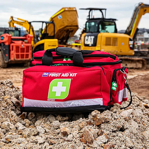 FastAid R4 Constructa Medic™ Soft Pack First Aid Kit